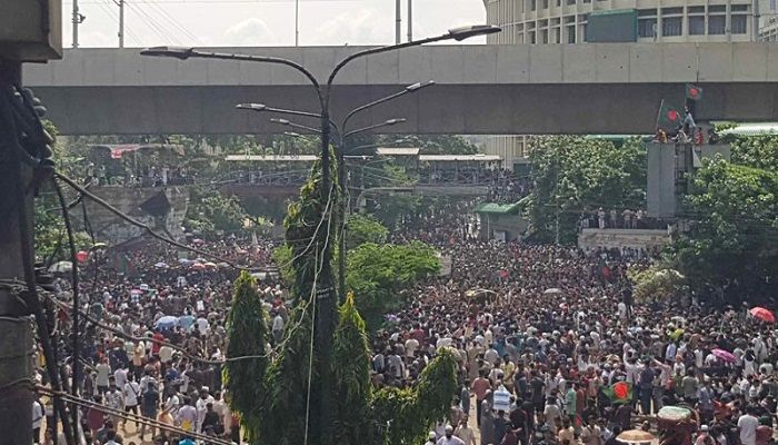 মন্ত্রী, এমপিরা কে কোথায়?