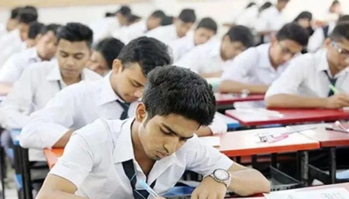 স্থগিত এইচএসসি পরীক্ষার রুটিন প্রকাশ 