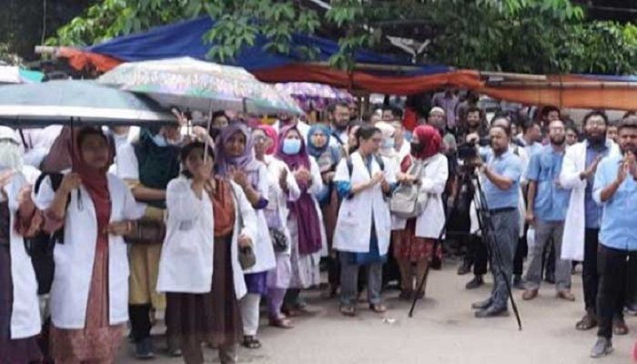 ৯ দফা দাবি দিল বৈষম্যবিরোধী স্বাস্থ্য আন্দোলন