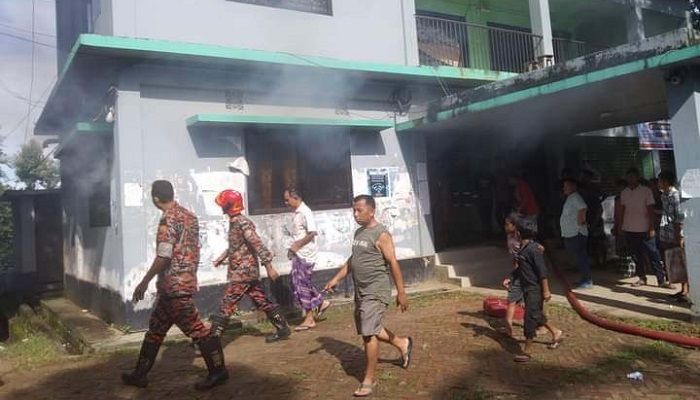 দীঘিনালা কলেজের হিসাব শাখায় রহস্যজনক আগুন 