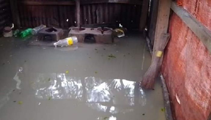 বন্যায় নোয়াখালীতে বিদ্যুৎ ও যোগাযোগে দুর্ভোগ
