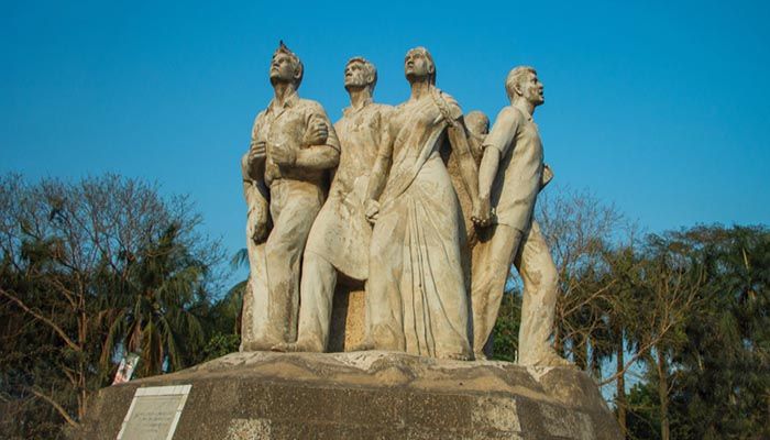 স্থগিত রাজু ভাস্কর্যে অনুষ্ঠিতব্য কনসার্ট 