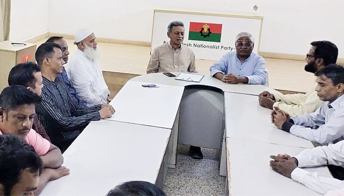 যুগপৎ আন্দোলনের সঙ্গীদের সঙ্গে বৈঠকে বিএনপির নেতারা 