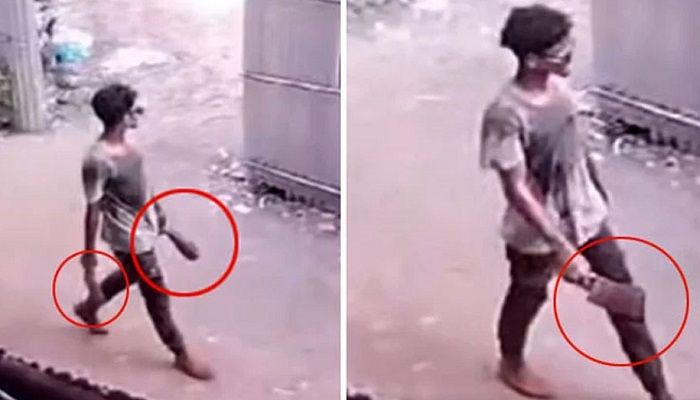 এক হাতে চাপাতি আরেক হাতে কাটা হাত