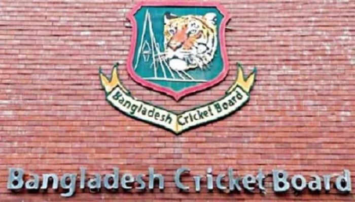এবার মিরপুরে ক্রিকেটারদের ১৬ দফা দাবি
