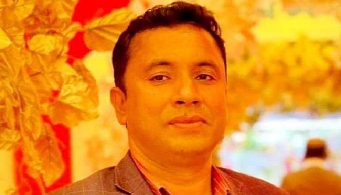 রামুতে ব্যবসায়ীকে কুপিয়ে হত্যা
