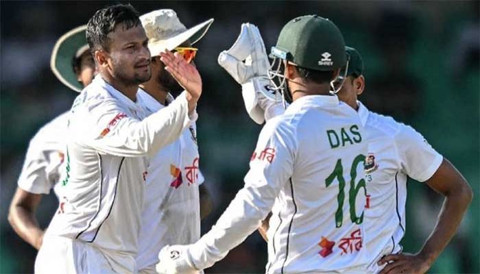 কানপুর টেস্ট: শেষ দিনে টাইগারদের কঠিন পরীক্ষা