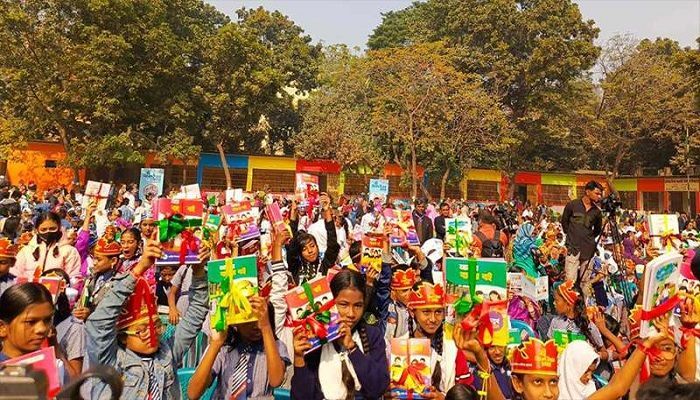 প্রাথমিকের শিক্ষার্থীরা বই পাবে জানুয়ারির শুরুতেই