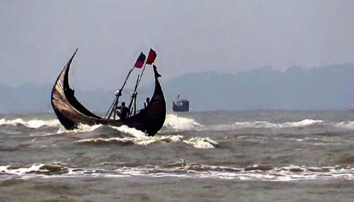 সাগরে নিম্নচাপ, সমুদ্রবন্দরগুলোতে দূরবর্তী সতর্ক সংকেত