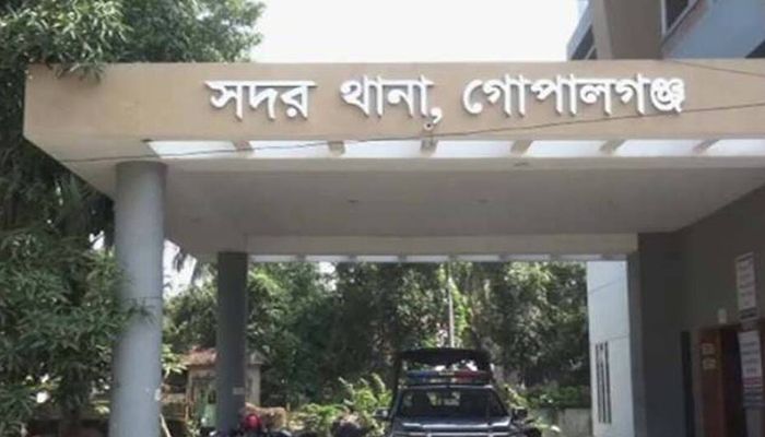 গোপালগঞ্জে ছাত্রলীগের বিক্ষোভ, আটক  ৪  