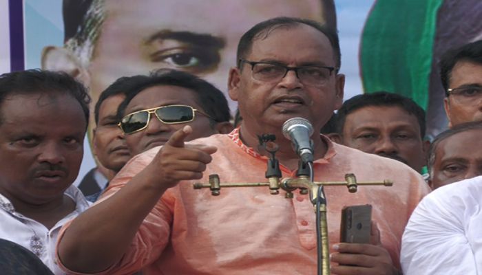 হাসিনা বাংলাদেশকে নিয়ে গভীর ষড়যন্ত্র করছেন : দুদু  