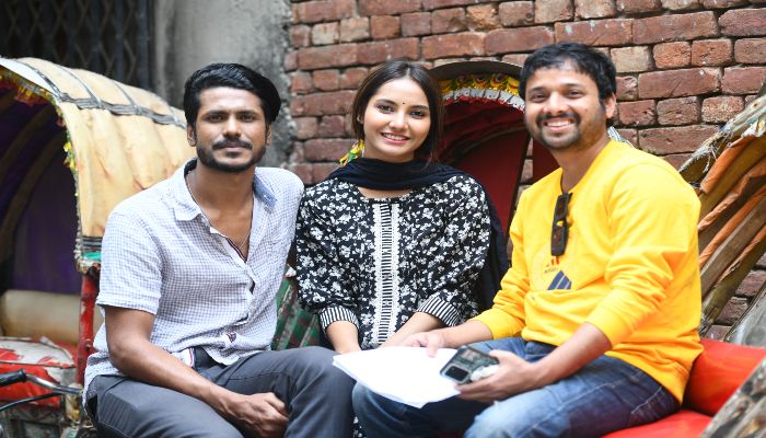 সোহেল মন্ডল ও ফারিনের প্রেমে বাঁধা