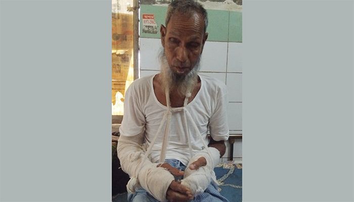বৃদ্ধের ওপর হামলার অভিযোগ সাবেক ইউপি সদস্যের বিরুদ্ধে