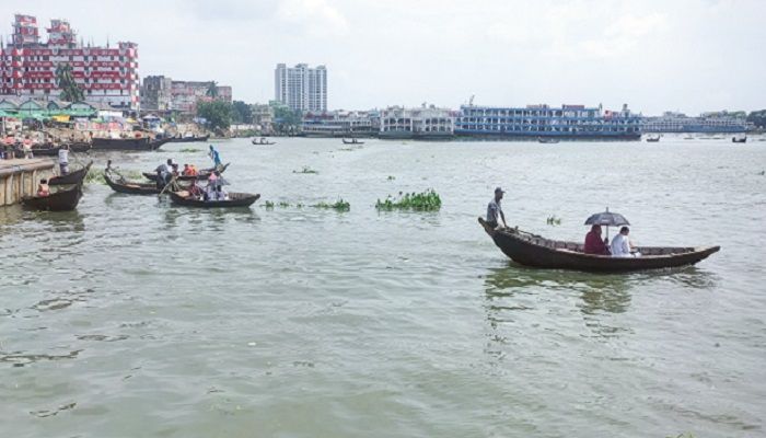 আশ্বিনের বুড়িগঙ্গা 