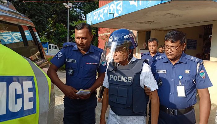 ঝিনাইদহ সীমান্ত থেকে গ্রেপ্তার সাবেক ভূমিমন্ত্রী কারাগারে