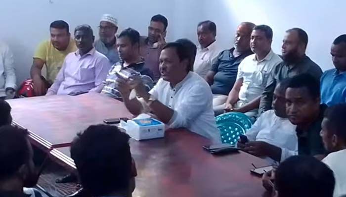বিএনপিতে অনুপ্রবেশকারীদের লাঠি হাতে প্রতিহত করতে হবে