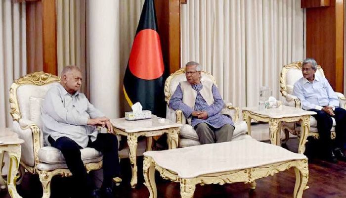 যমুনায় গণফোরামের সঙ্গে প্রধান উপদেষ্টার সংলাপ শুরু 