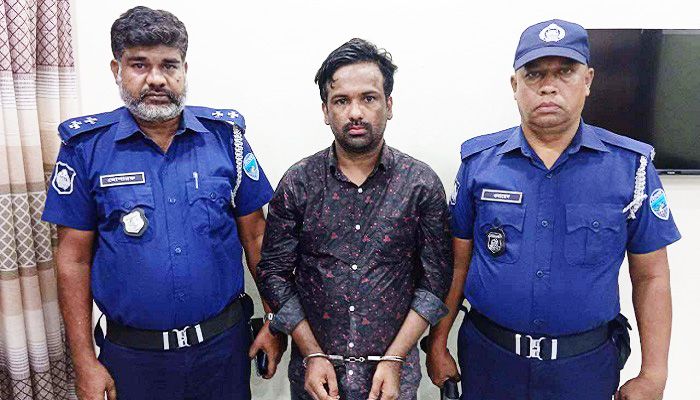 ব্রাহ্মণবাড়িয়ায় স্বেচ্ছাসেবক লীগ নেতা গ্রেপ্তার