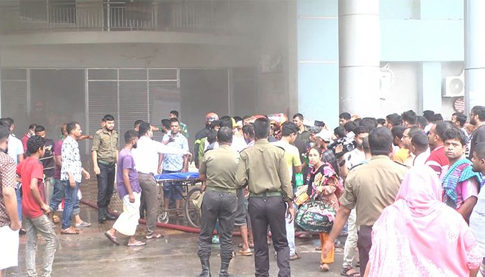 শেবাচিম হাসপাতালে ‍আবারও অগ্নিকাণ্ড, মেডিসিন ভবনে রোগী ভর্তি বন্ধ