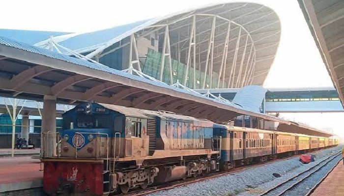 দুর্গাপূজায় কক্সবাজারে চলবে ৭ বিশেষ ট্রেন