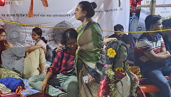 ‘হুমকির সংস্কৃতি’ ঠেকাতে ফের আন্দোলনে পশ্চিমবঙ্গের চিকিৎসকরা 