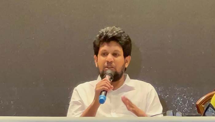 খেয়াল রাখবেন, সন্ত্রাসী সংগঠনের প্রচার যেন না হয়: মাহফুজ