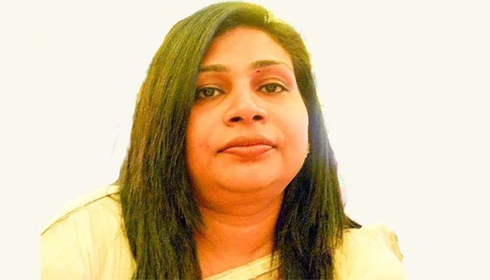 ৫ মাস কর্মস্থলে অনুপস্থিত থেকেও পদোন্নতি