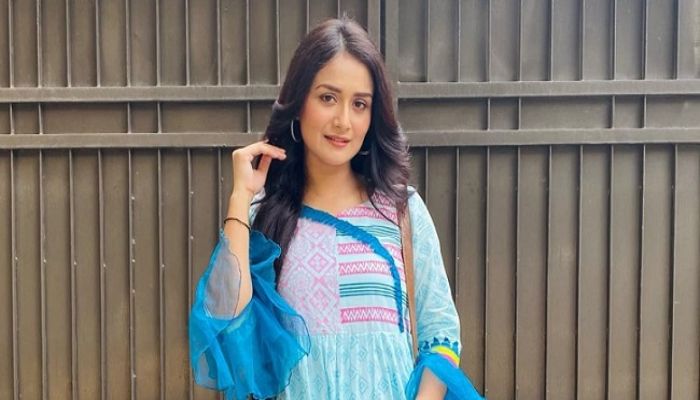 ভেঙে গেল নাদিয়ার ‘বিয়ে’!