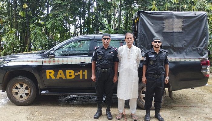 নোয়াখালীতে ইউপি চেয়ারম্যান গ্রেপ্তার