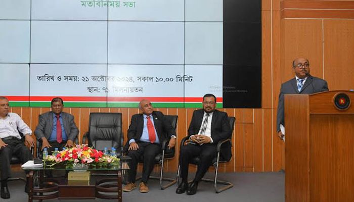 পিএসসির ভাবমূর্তি ফেরাতে সততা প্রয়োজন: মোবাশ্বর 