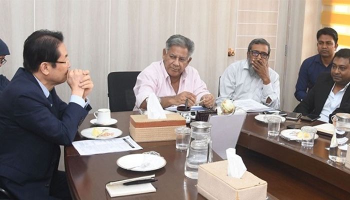বাংলাদেশ এখন বিনিয়োগের জন্য নিরাপদ: উপদেষ্টা সাখাওয়াত