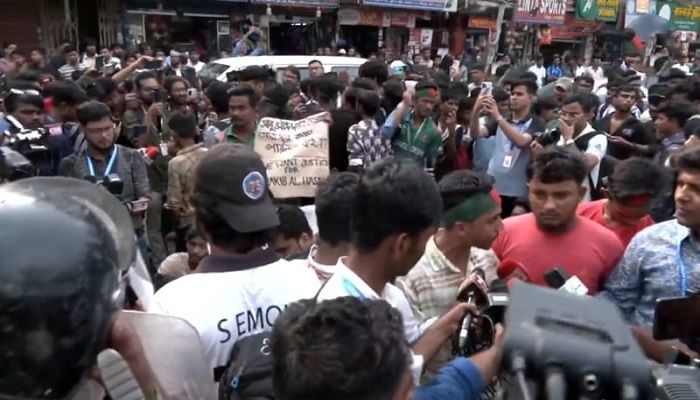 এক দফা দাবিতে সাকিব সমর্থকদের লংমার্চ