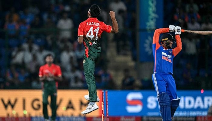 ২২২ রানের লক্ষ্য পেল বাংলাদেশ 