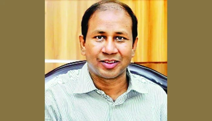 আত্মসমর্পণে রাজি সাবেক এসবি প্রধান মনিরুল ইসলাম