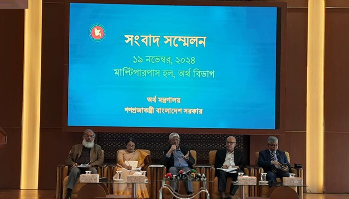 ডিসেম্বরের মধ্যে ১১০০ মিলিয়ন ডলার দেবে এডিবি ও বিশ্বব্যাংক