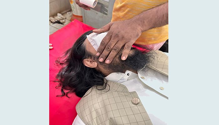সড়ক দুর্ঘটনায় আহত ইসলামি বক্তা সাইফুল্লাহ
