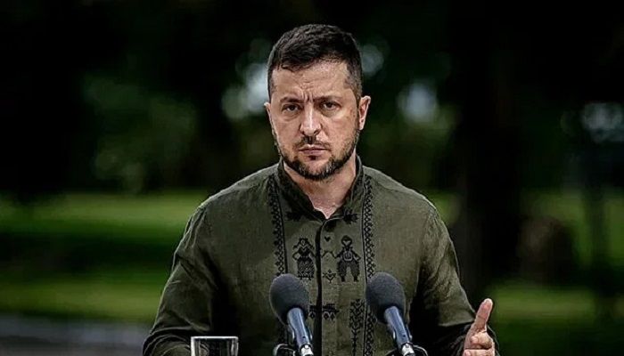 রাশিয়ার সঙ্গে যুদ্ধের ইতি টানতে চান জেলেনস্কি