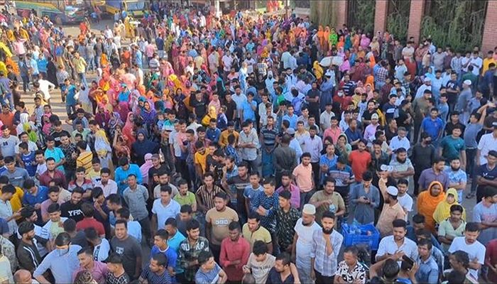 গাজীপুরে আজও মহাসড়ক অবরোধ, ভোগান্তি চরমে  
