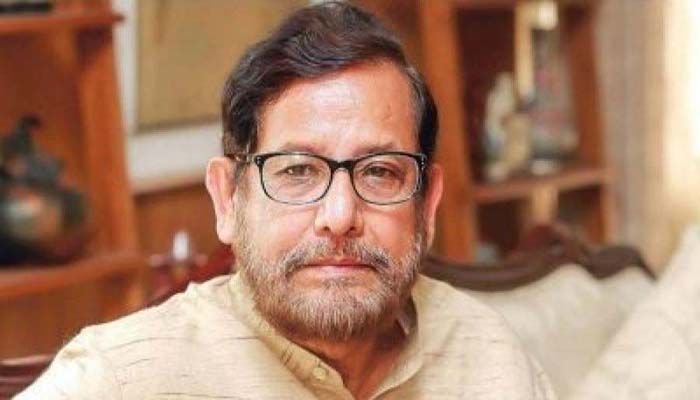হাসপাতালে আসাদুজ্জামান নূরকে কিল-ঘুষি 