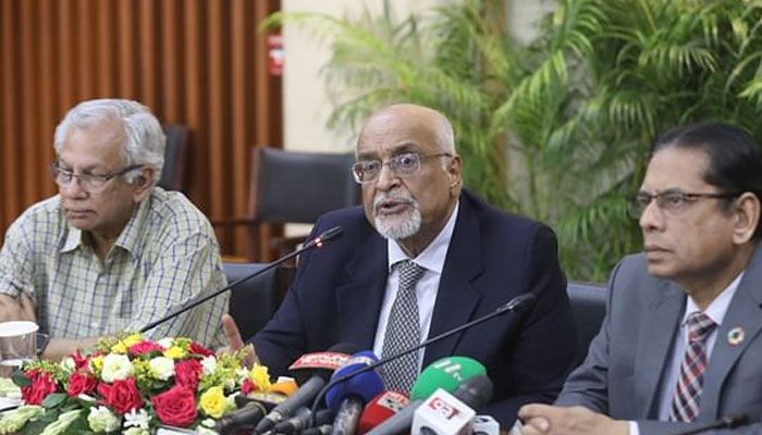 রাজনীতির কাছে জিম্মি ছিল আমলাতন্ত্র: দেবপ্রিয়