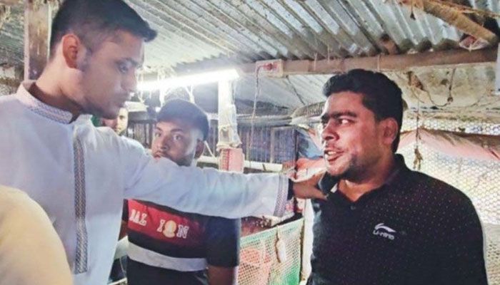 চাঁদা চাইতে এলে খুঁটির সঙ্গে বেঁধে রাখার পরামর্শ হাসনাতের