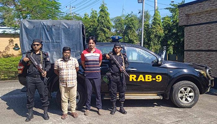 বিস্ফোরক মামলায় ২ যুবলীগ নেতা গ্রেপ্তার