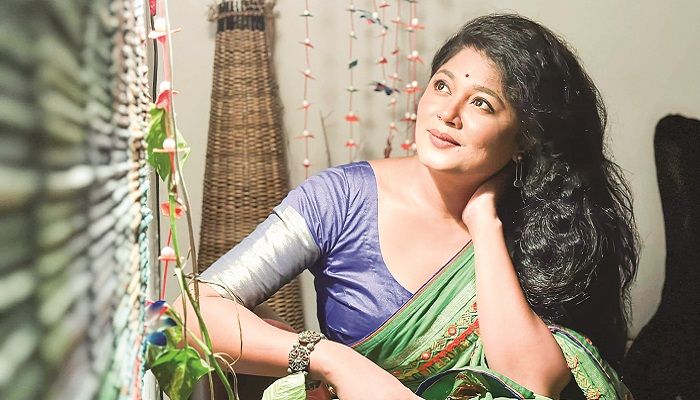 বছরের শেষ ভাগে সিনেপর্দায় মৌসুমী হামিদ