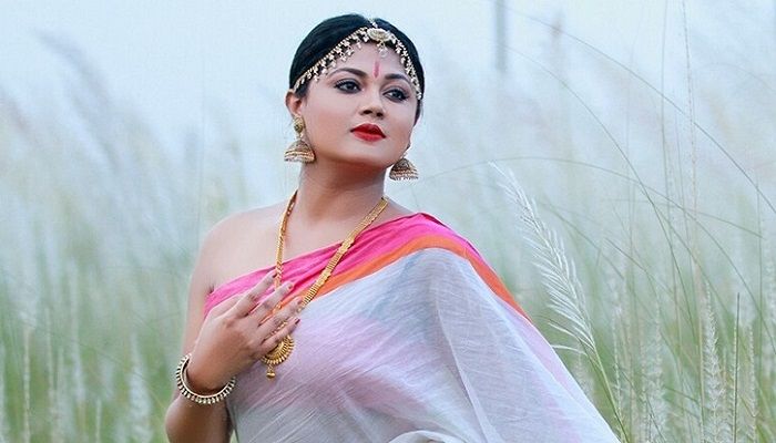 ভালো সময়ে নেই মৌসুমী হামিদ!  
