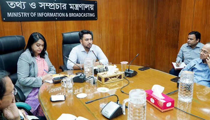গণমাধ্যমের ওপর সরকারের চাপ নেই: নাহিদ 