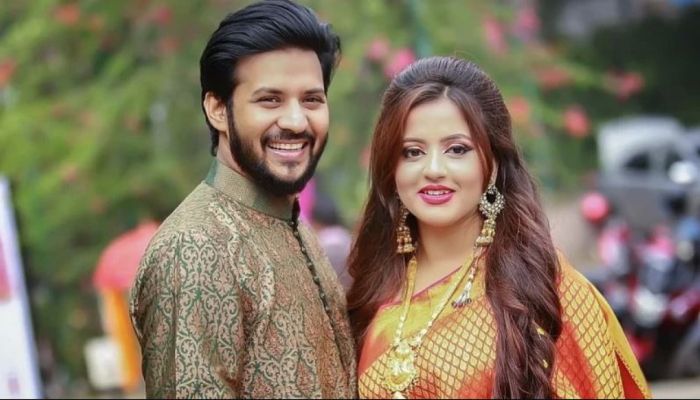 নিরবের সংসারে অশান্তি!