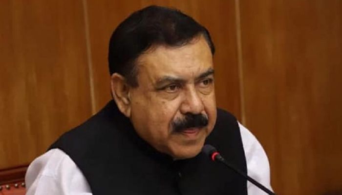 হাতকড়া পরানোয় ক্ষোভ জানালেন শাজাহান খান