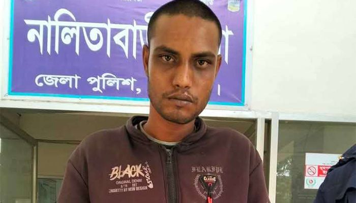 শেরপুরে নকল স্বর্ণের বারসহ প্রতারক আটক