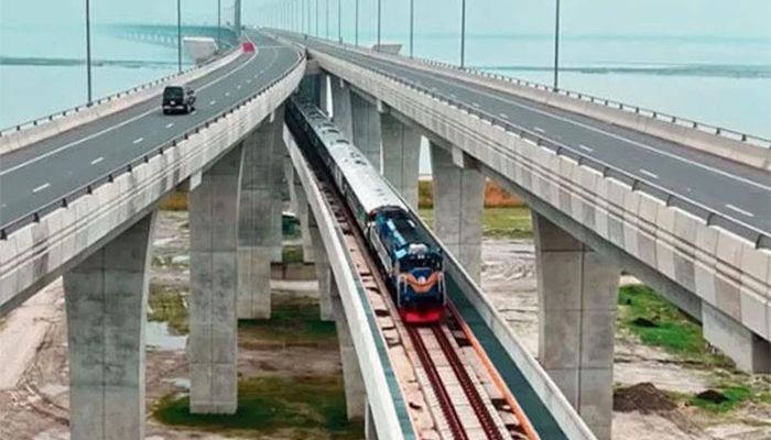 পদ্মা সেতু হয়ে বেনাপোল-ঢাকা রুটে ট্রেন চলাচল শুরু ২৪ ডিসেম্বর 