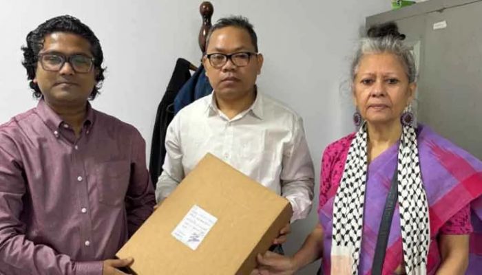 হাসিনার বিরুদ্ধে ট্রাইবুনালে গুমের অভিযোগ দিলেন মাইকেল চাকমা 